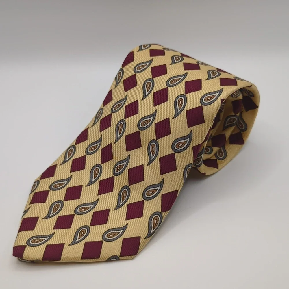 Brooks Brothers Makers and‎ Merchants Silk Men's Neck Tie USA